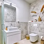 Szklarska Village - W Malowniczej Okolicy, Obok Dino Parku - By Royal Aparts Apartment *