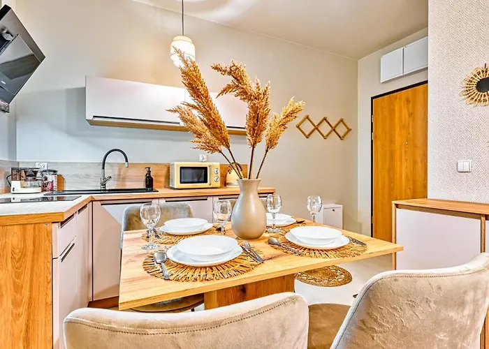 Szklarska Village - W Malowniczej Okolicy, Obok Dino Parku - By Royal Aparts شقة شكلارسكا بوريبا