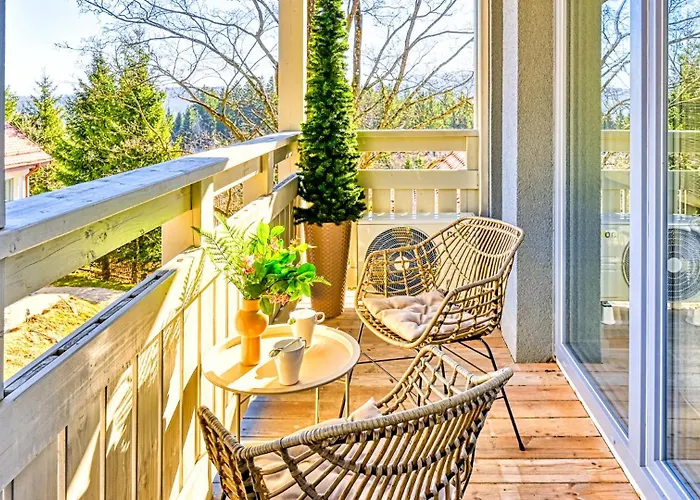 公寓 Szklarska Village - W Malowniczej Okolicy, Obok Dino Parku - By Royal Aparts 斯克拉斯卡波伦巴