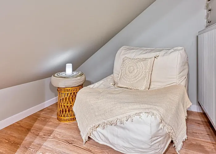 شقة Szklarska Village - W Malowniczej Okolicy, Obok Dino Parku - By Royal Aparts *