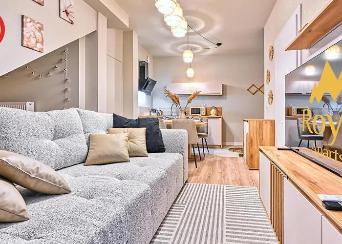 شقة Szklarska Village - W Malowniczej Okolicy, Obok Dino Parku - By Royal Aparts شكلارسكا بوريبا