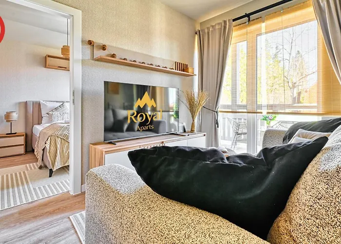 شقة Szklarska Village - W Malowniczej Okolicy, Obok Dino Parku - By Royal Aparts